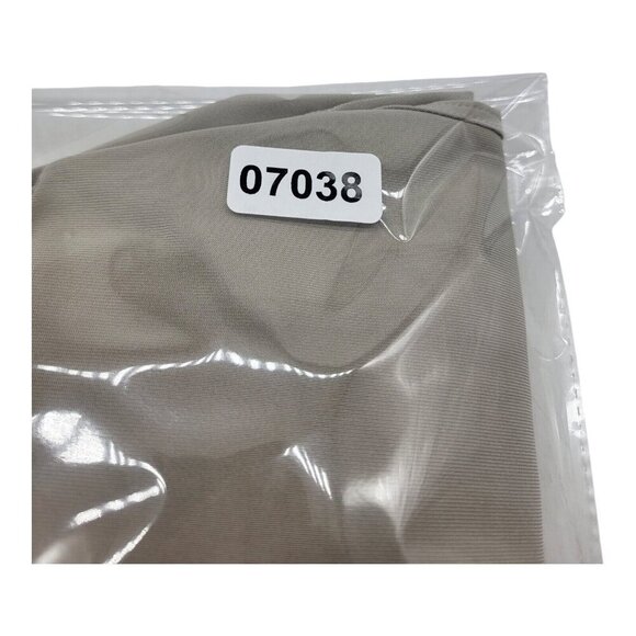 LULULEMON Shorts Men 38 Beige Chino Athleisure Golf Preppy Coastal LM7273S - Picture 10 of 10